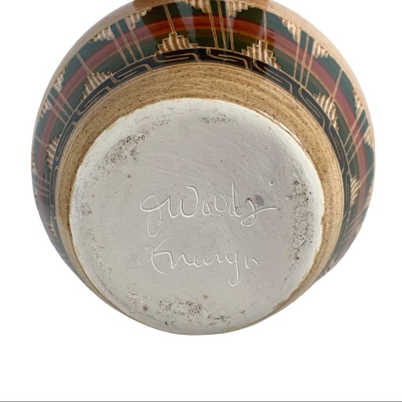 Native American Navajo Etched Wedding Vase Signed - Picture 2 of 7